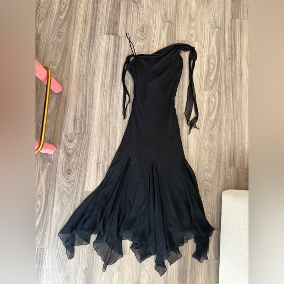 Cache vintage Y2K 100% Silk Black Asymmetrical handkerchief hem evening Dress M - Picture 7 of 13